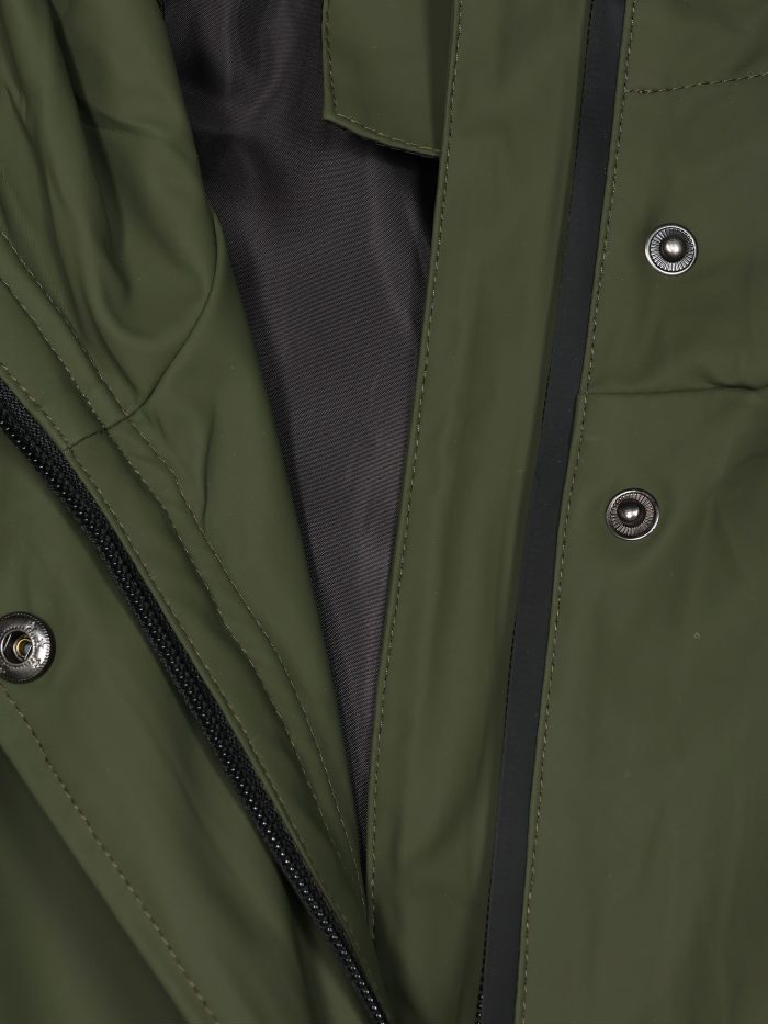 Parka amplia efecto engomado con capucha