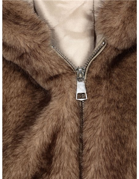 Chaqueta pelo capucha