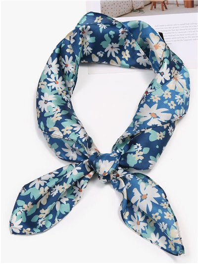 Pañuelo pequeño efecto seda cuadrado florecitas