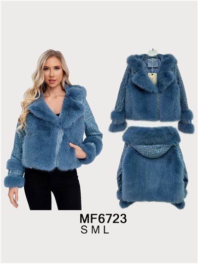 Chaqueta biker acolchada pelo y lentejuelas con capucha 2