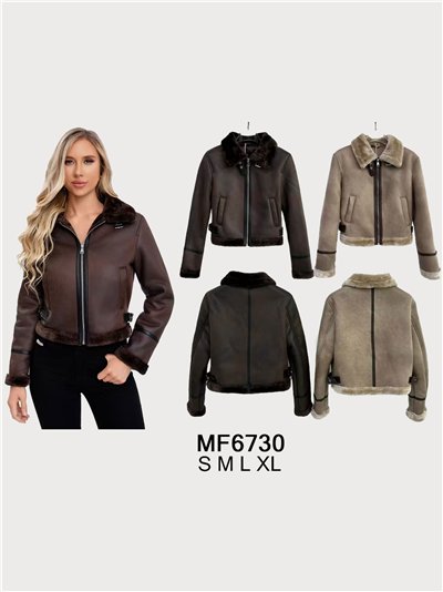 Chaqueta efecto ante con cuello de pelo 2