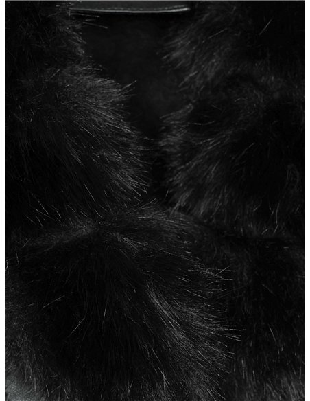 Chaqueta biker efecto piel con cuello de pelo