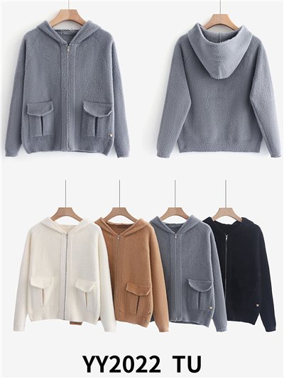 Chaqueta de punto pelo con capucha y bolsillos 2