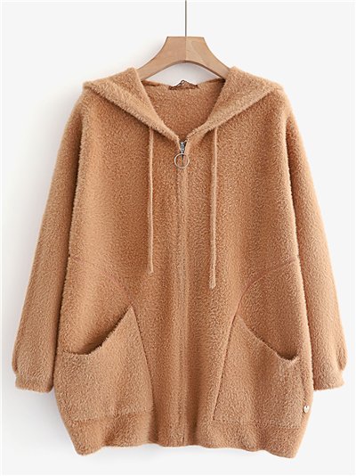 Chaqueta oversize de punto pelo con capucha