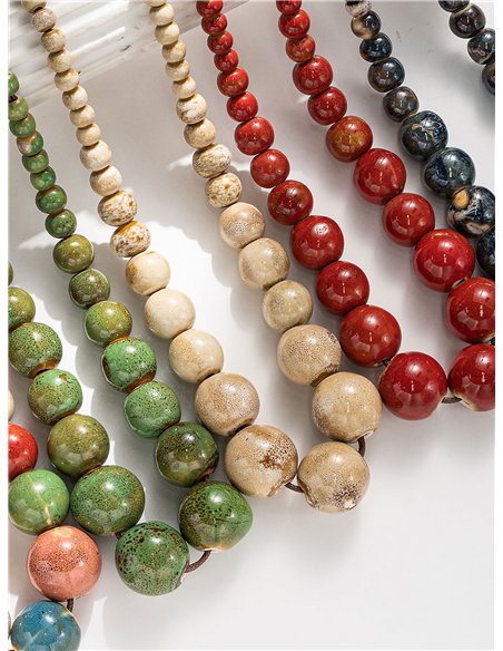 Collar largo cuentas redondas en cordón