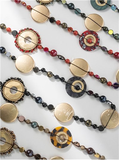 Collar largo cuentas y discos 2