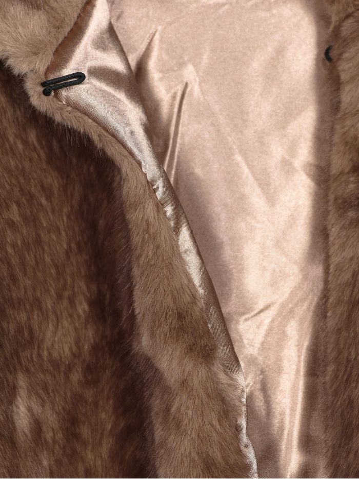 Weiches Fell-Effekt-Öffnungscape