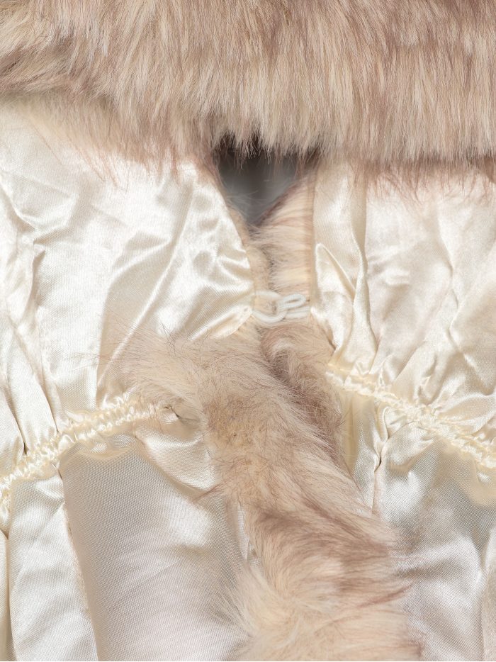 Estola efecto pelo con cuello