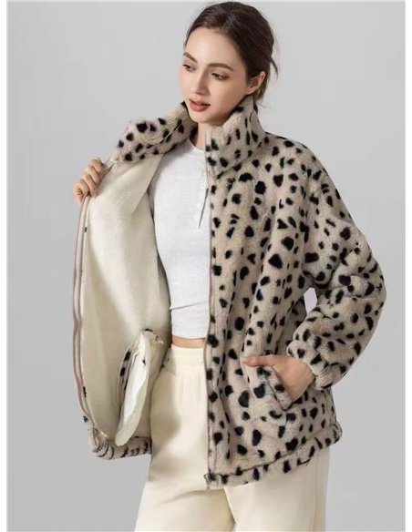 Chaqueta animal print borreguito
