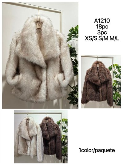 Chaqueta corta de pelo sintético 2