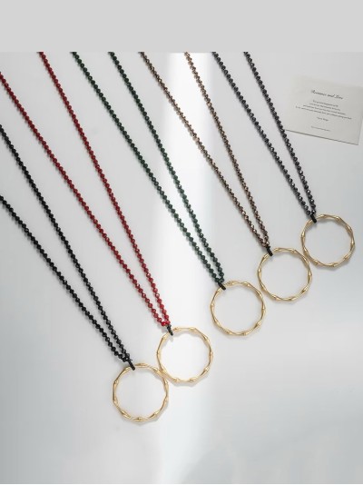 Collar largo abalorios colgante aro