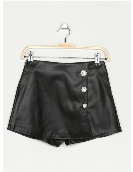 Faux leather shorts skirt with beads buttons