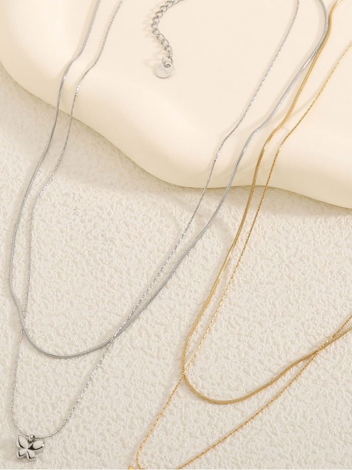 Doppel-Halskette mit Mini-Schmetterlingsanhänger - Edelstahl