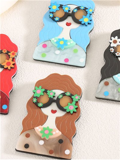 Broche muñeca acrílico 2