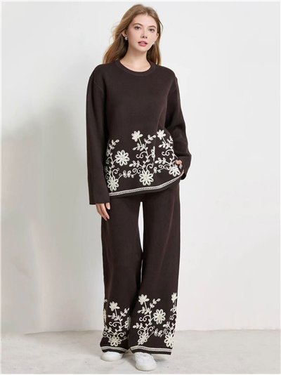 Conjunto Jersey flores bordadas + Pantalón