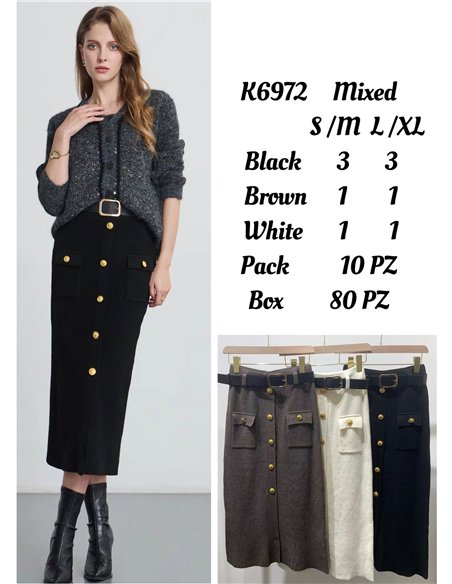 Falda midi con botones dorados