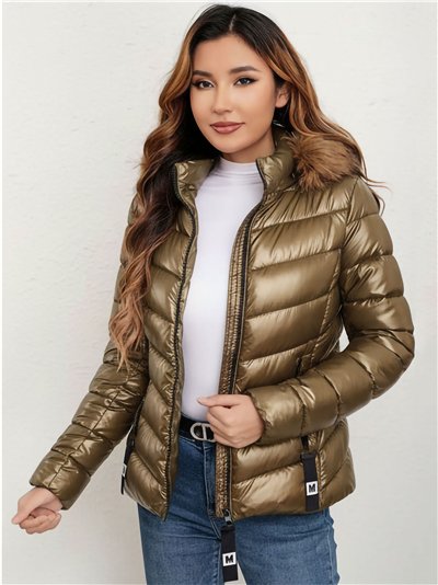 Anorak corto metalizado capucha con pelo