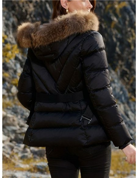 Anorak corto cinturón capucha con pelo