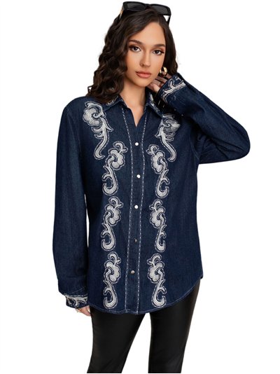 Camisa denim amplia bordada