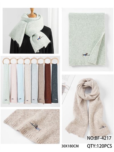 Bufanda bordado perro salchicha 2