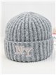 Gorro punto letras bordadas