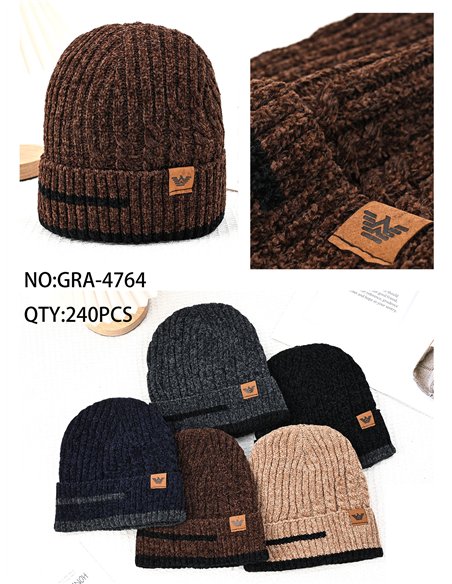 Gorro punto chenilla con parche