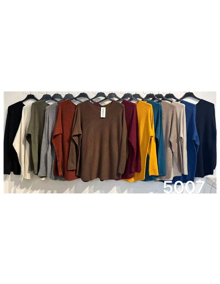 Oversized round neck knit sweater