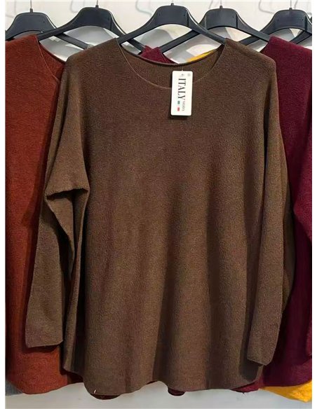 Oversized round neck knit sweater