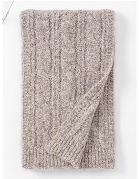 Bufanda punto trenzado tacto cachemira