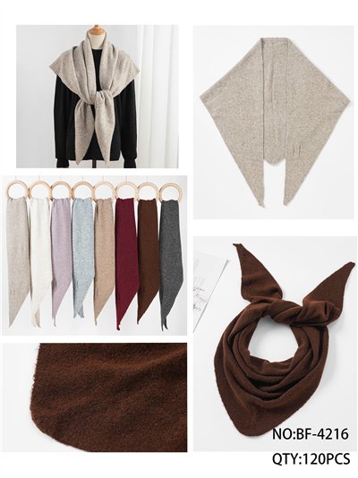 Chal triangular de punto tacto cachemira 2