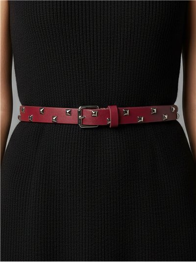 Cinturón tachuelas piramidales 2