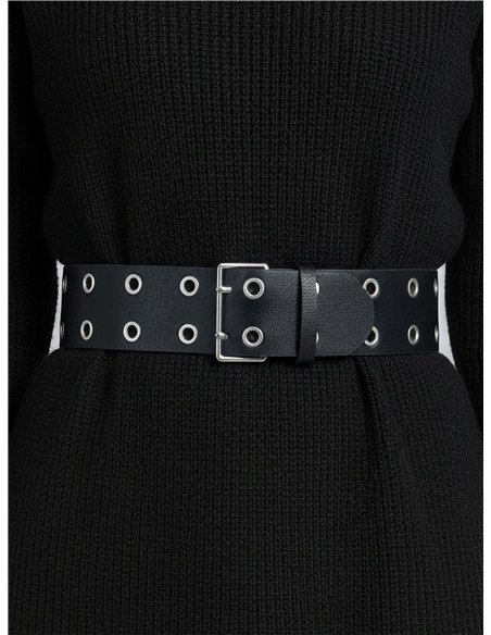 Cinturón ancho con ojales