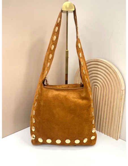 Bolso de hombro piel serraje tachas