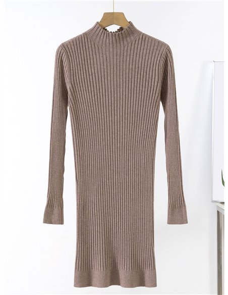 Vestido canalé cuello perkins