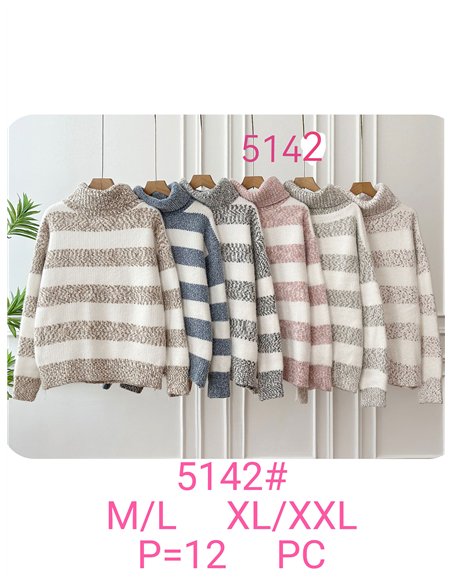 Jersey rayas bouclé cuello vuelto