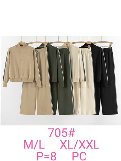 Conjunto Chaqueta punto bandas laterales cuello perkins + Pantalón 2