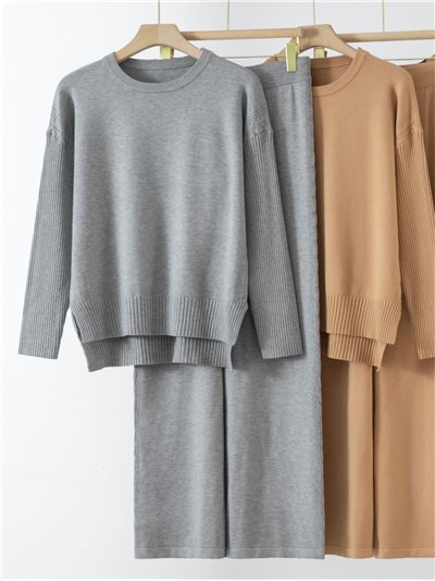 Conjunto Jersey cuello redondo + Pantalón