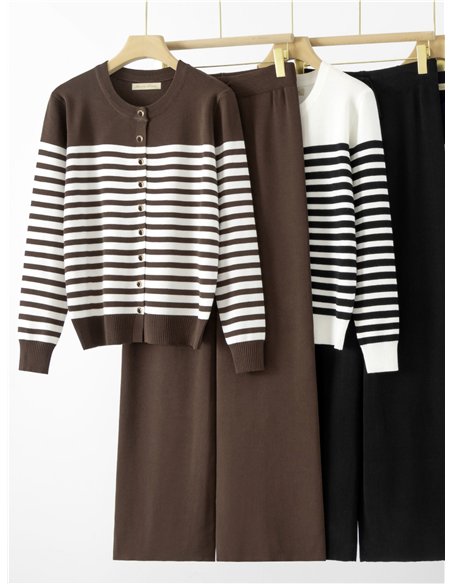 Conjunto Chaqueta punto rayas + Pantalón