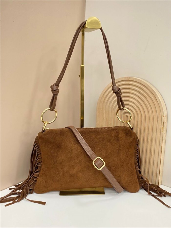 Bolso de hombro piel serraje con flecos laterales