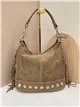 Sac hobo en daim avec franges et clous