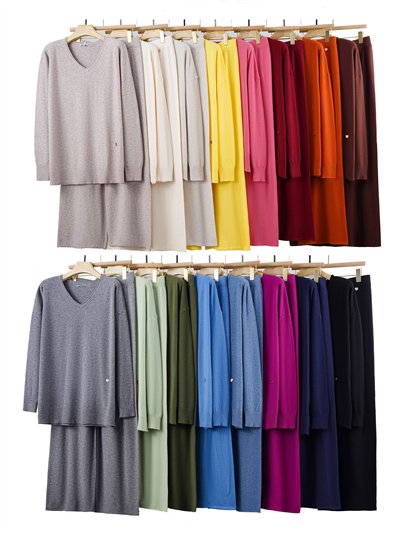 Conjunto Jersey amplio cuello pico + Pantalón 2