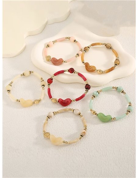 Pulsera de cuentas con colgante corazón