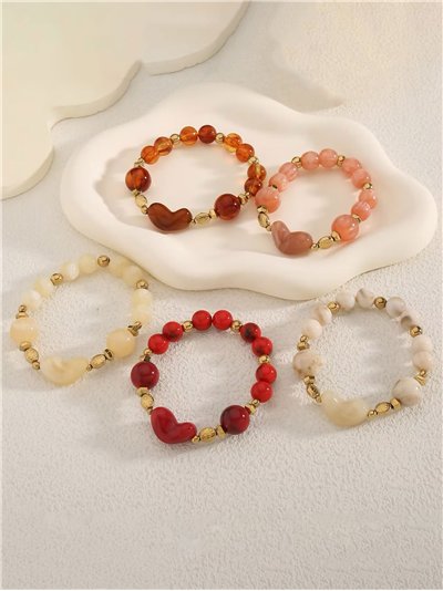 Pulsera de cuentas con colgante corazón