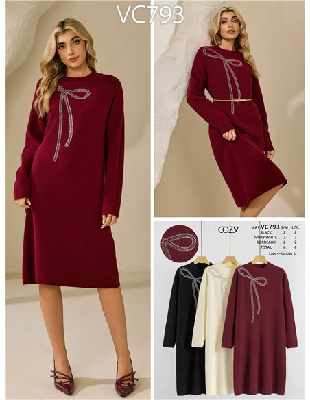 Vestido de punto con lazo de strass