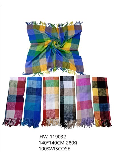 Bufanda cuadrada cuadros multicolor con flecos 2
