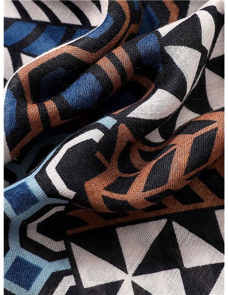 Pañuelo geométrico desflecado