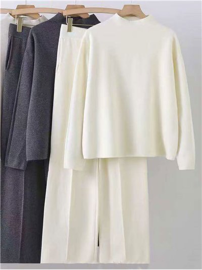 Conjunto Jersey básico cuello perkins + Pantalón