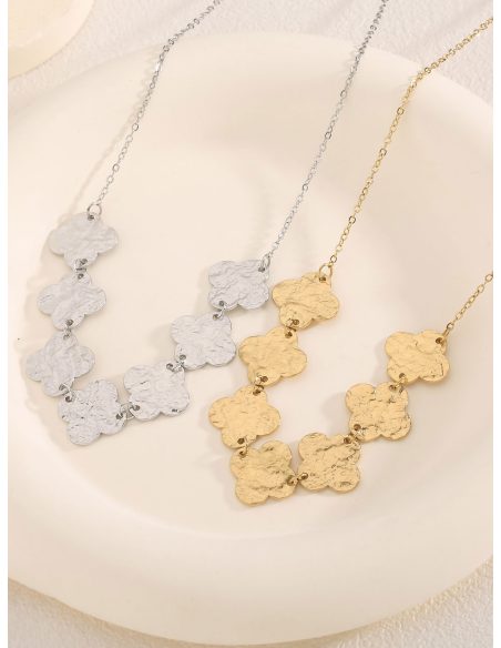 Collana trifoglio effetto martellato