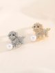 Broche perro con circonitas y perla