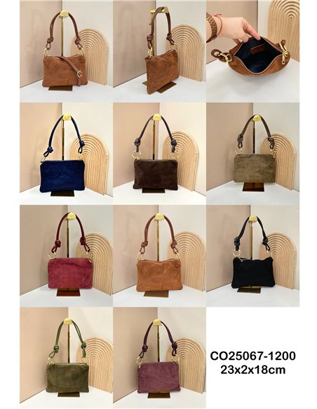 Bolsa de ombro em camurça com alças de nó